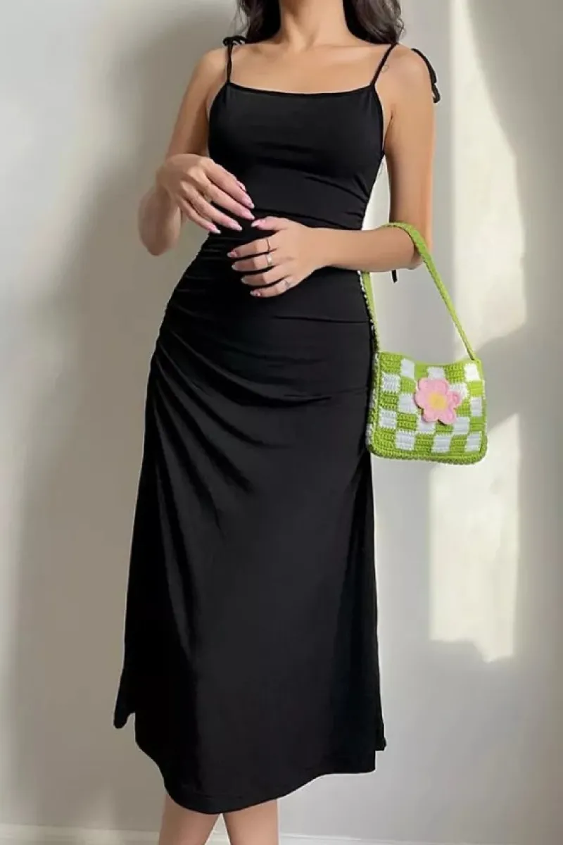 robe_noire_sensuelle_4.webp Boutique SPICY Robe Sexy | Robe Noire Sensuelle